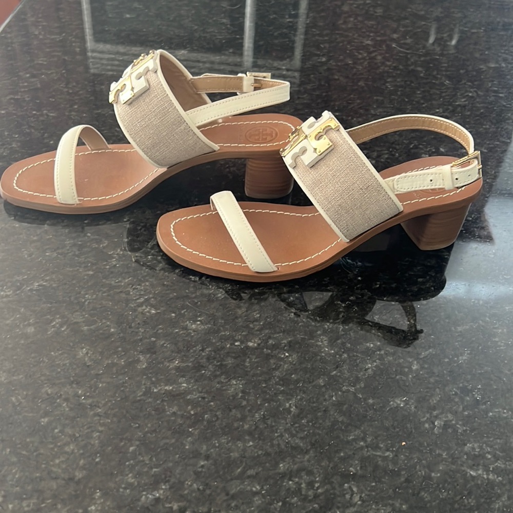My original post had wrong size.   Actually Size 6.5. Great sandal. Worn once